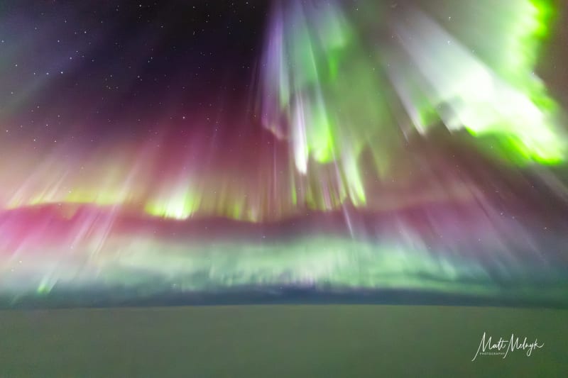 Pilot Captures Best Northern Lights in 20 Years at 37,000 Feet - Image 4