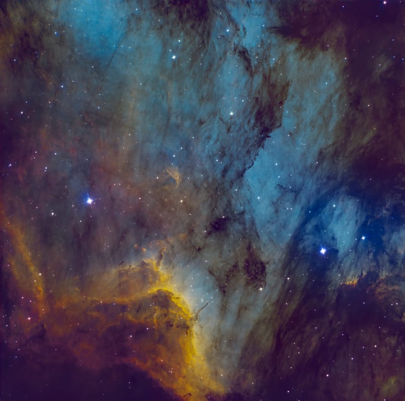 NASA Engineer Captures Stunning Space Photo From Vegas Backyard - Image 2