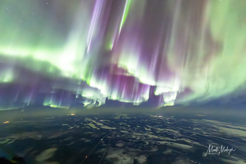 Pilot Captures Best Northern Lights in 20 Years at 37,000 Feet - Image 2