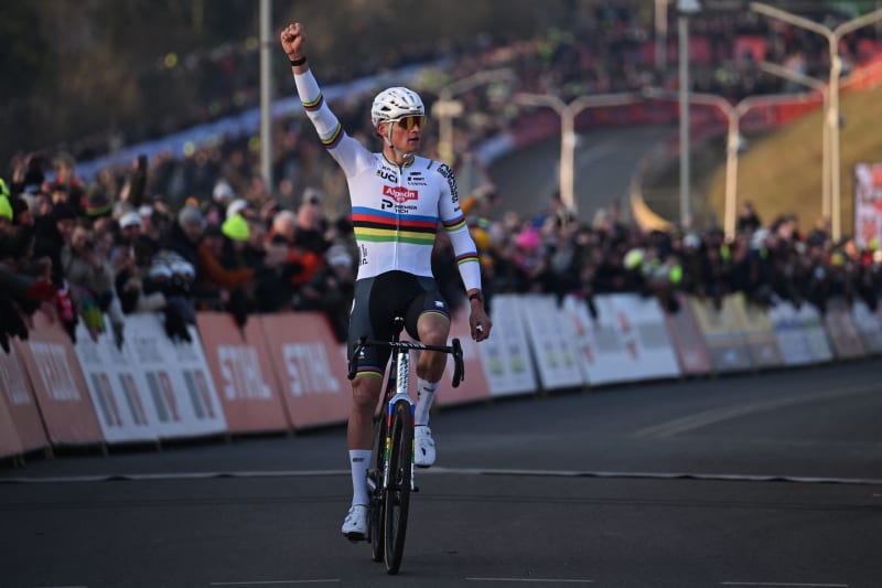 Cyclist Mathieu van der Poel Shatters 10-Year Record