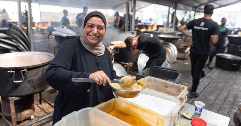 World Central Kitchen Serves 1M Daily Meals in Gaza