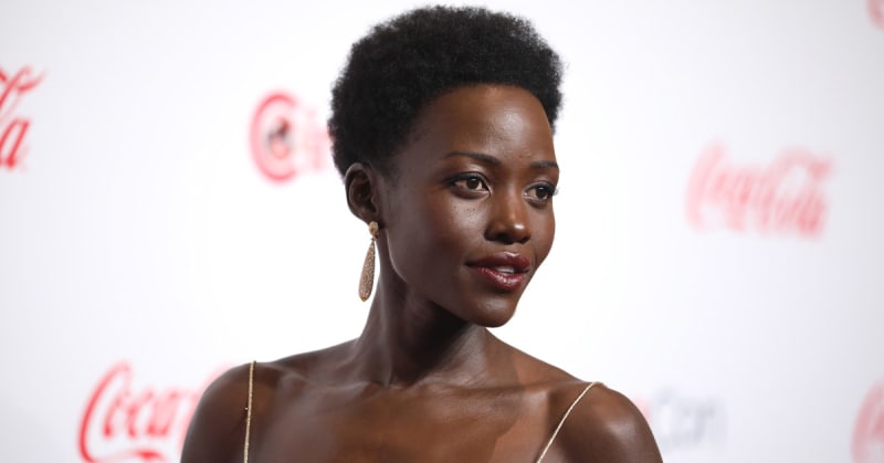 Lupita Nyong'o holding basket of fruit for #MakeFibroidsCount fibroid awareness campaign