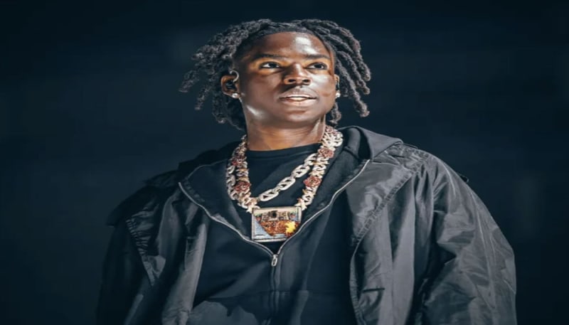 Rema Returns Home to Benin, Attends Church With Mom - Image 2