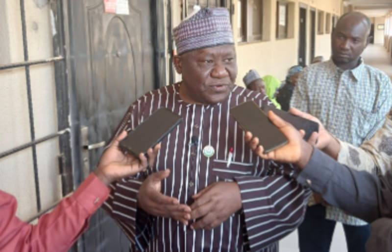 Nigeria Settles 20-Year Public Service Debt by Year's End