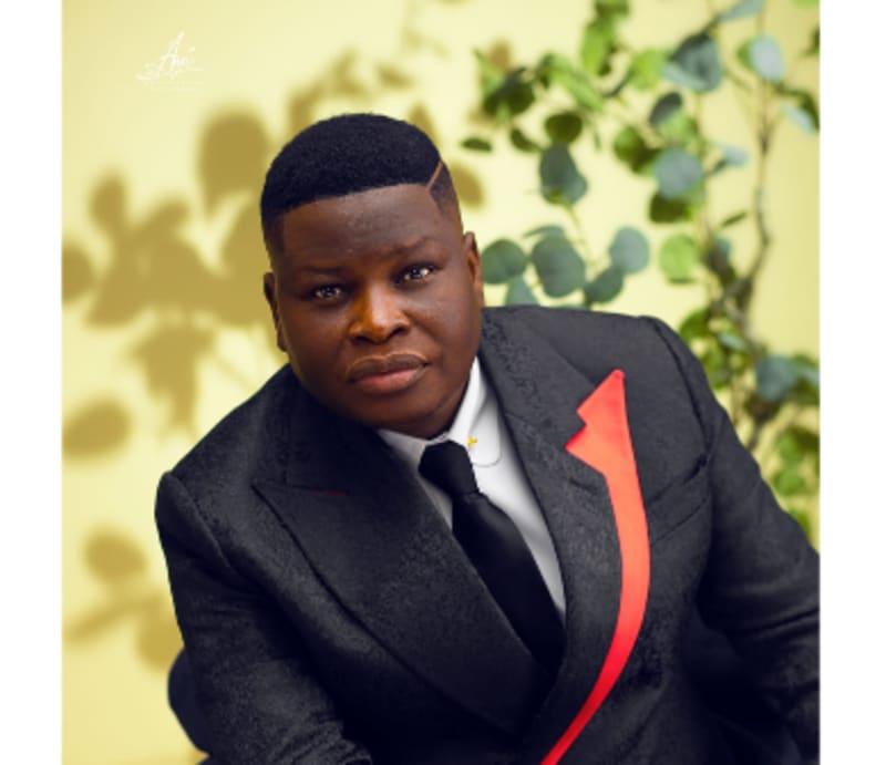 Nigerian gospel musician Tosin Bee performing uplifting praise music for hopeful audiences