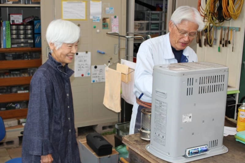 Japanese Neighbors Fight Loneliness With Helping Hands - Image 2