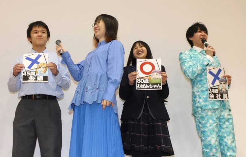 Tokyo Comedian Teaches 270 Students Democracy Through Laughter - Image 2