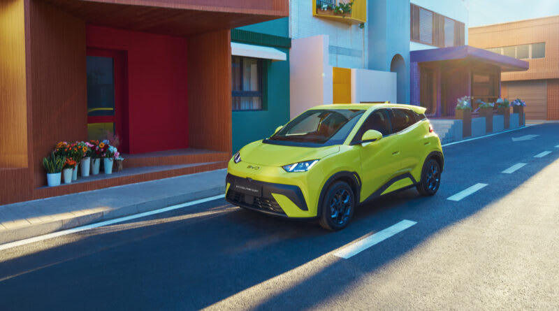 Canada Opens Door to 70,000 Affordable Chinese EVs - Image 2