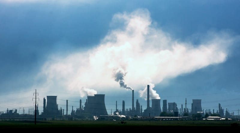 Clean Energy Needs Carrots and Sticks, Study Finds