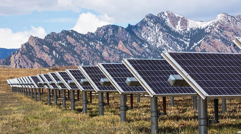 US Solar Industry Pulls $22.2 Billion Despite Headwinds