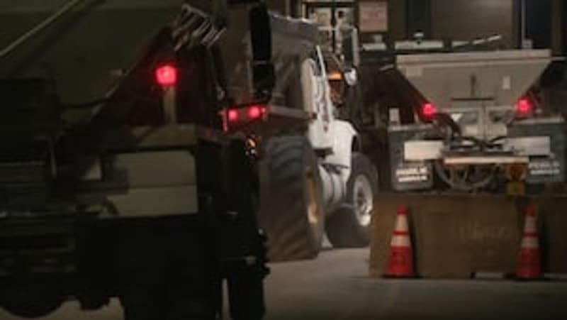 Passenger Stops Airport Security Breach in Atlanta - Image 2