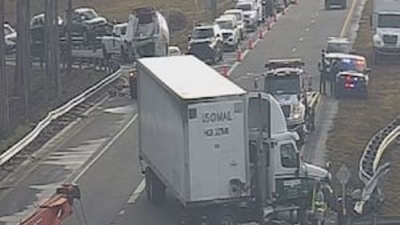 Florida Deputy Saves Woman from Burning Home - Image 3