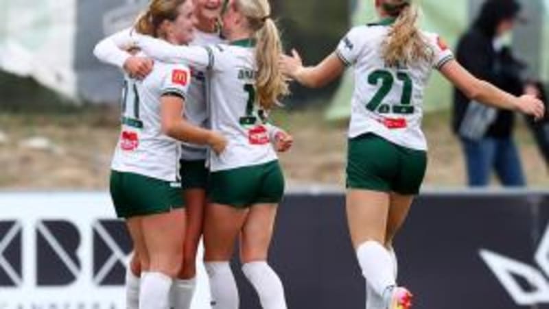 Wellington Phoenix Win 2-0 in Bill Tuiloma's Debut - Image 5