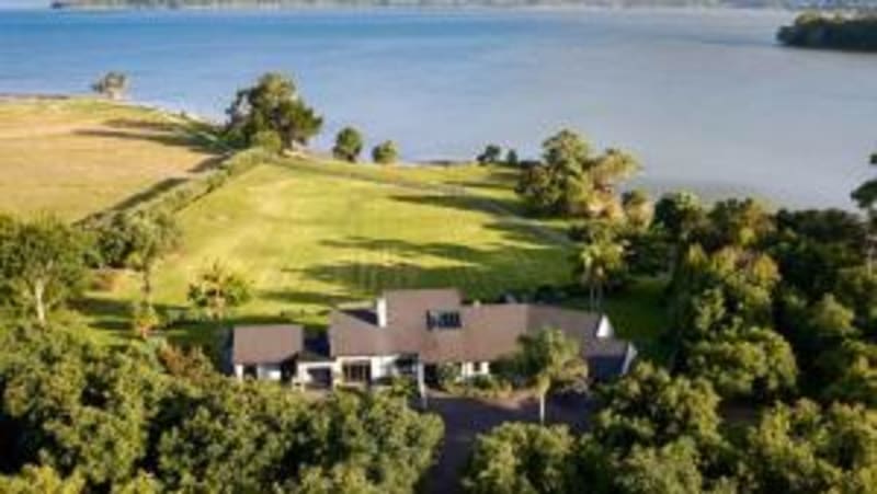 All-Female Crew Nears First Nonstop World Sailing Record - Image 4