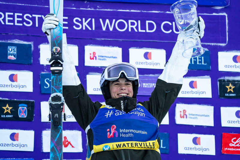 Jakara Anthony skiing moguls in competition wearing Australian team uniform