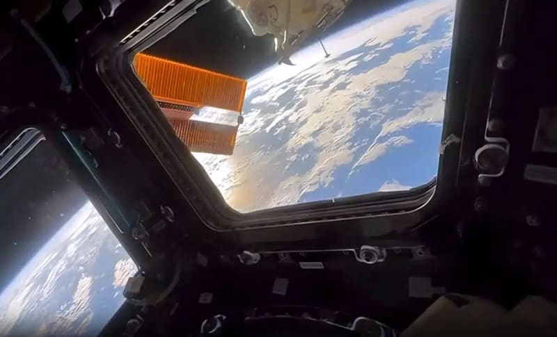 Polish Astronaut Shares Stunning Earth Views from Space - Image 3