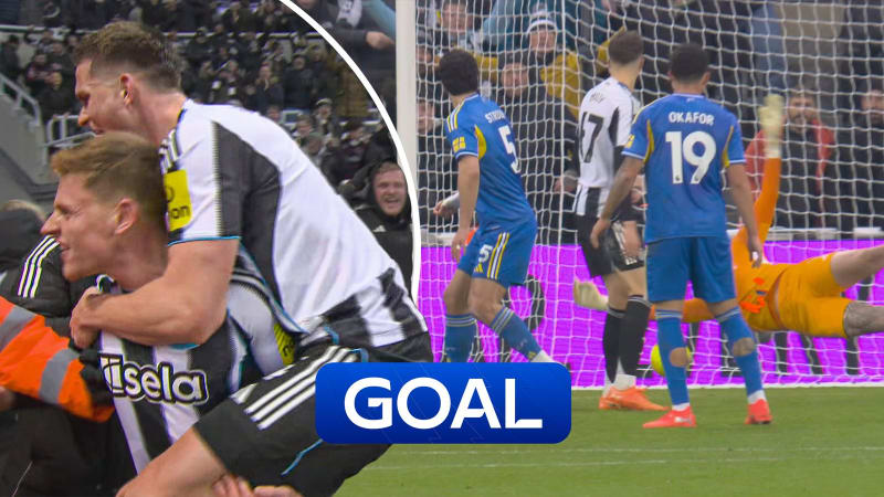 Harvey Barnes celebrating with Newcastle teammates after scoring dramatic late winner against Leeds at St James' Park
