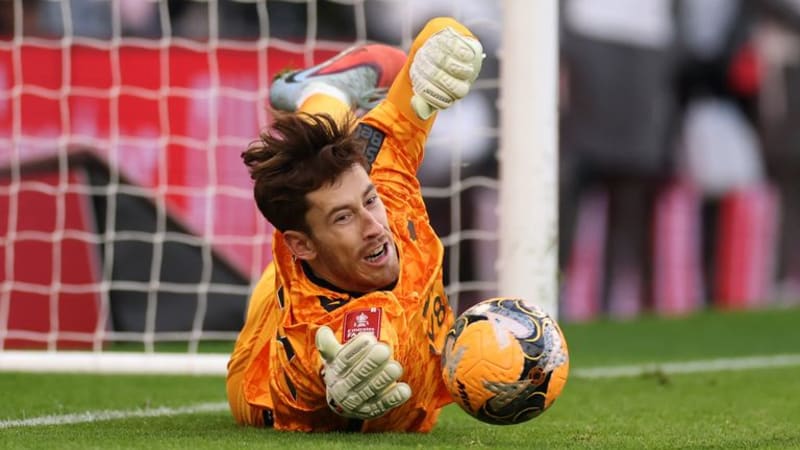 Goalkeeper Robin Roefs Makes History with 3 Heroic Saves in FA Cup Shootout - Image 2