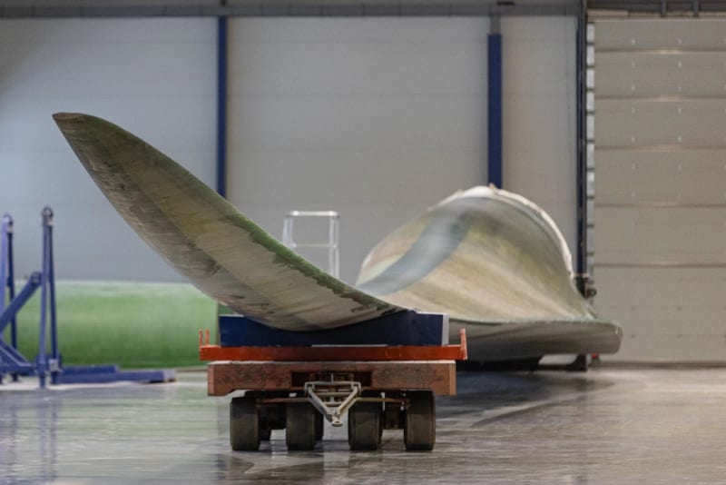 Ukraine Manufactures First 75-Meter Wind Turbine Blade - Image 3