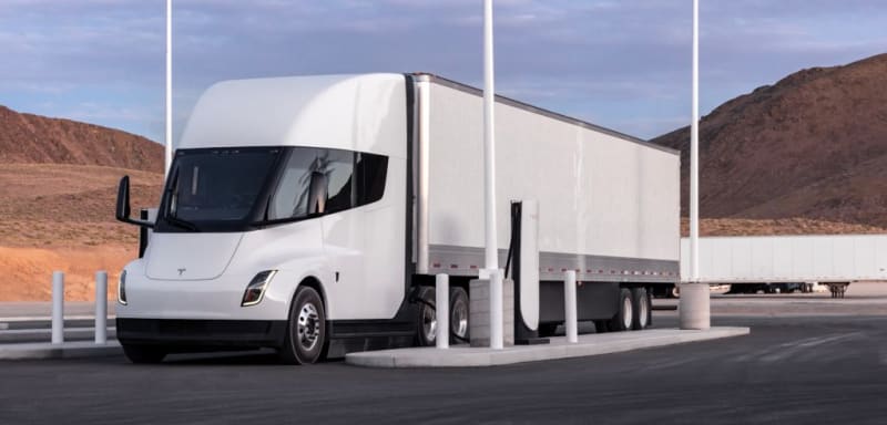 Tesla Semi Chargers Coming to 900+ Truck Stops by 2026 - Image 4