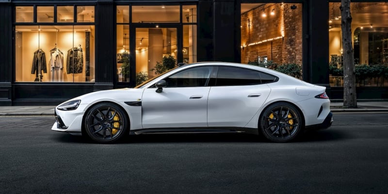 Xiaomi Outsells Tesla Model 3 in China After Just 2 Years - Image 2