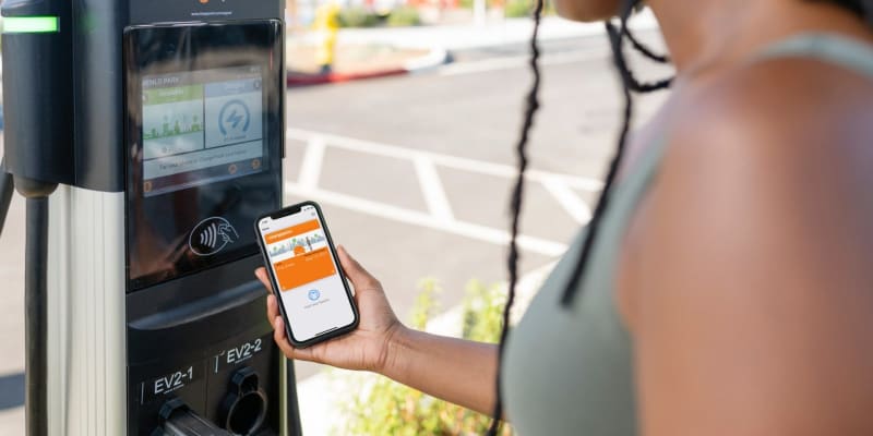 Wisconsin Rental Lots Open EV Chargers to Everyone - Image 2