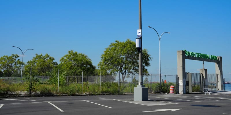 Innovative Lamppost Chargers Are Making EV Charging Easier for Cities Across America - Image 2