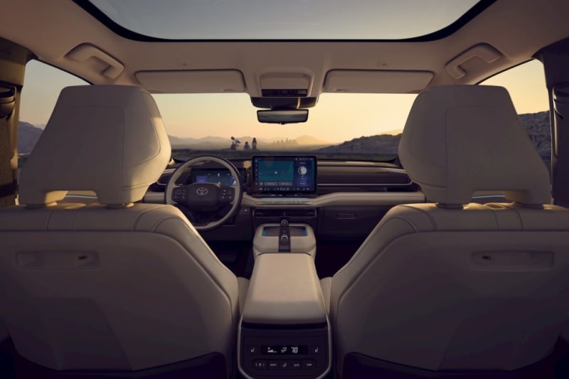 Toyota's First 3-Row Electric SUV Goes 320 Miles - Image 5