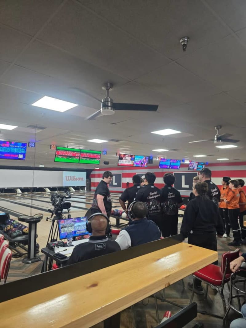 Alabama Bowling Team Wins First State Title With 6 Players - Image 5