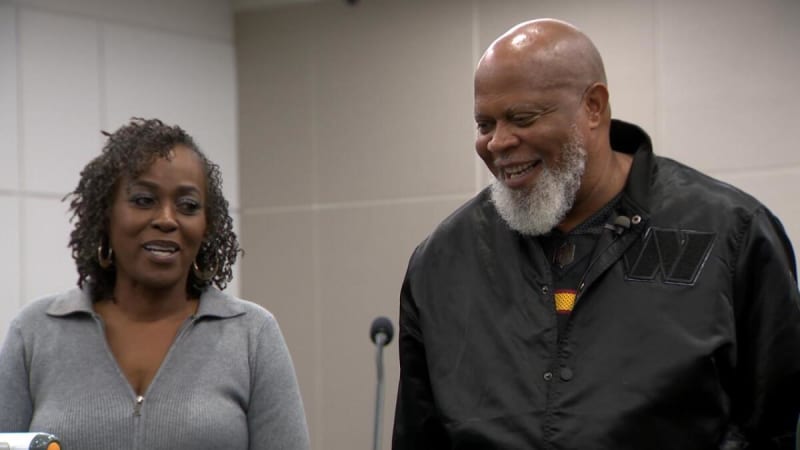 Tennessee Couple Adopts Siblings to Keep Family Together - Image 2