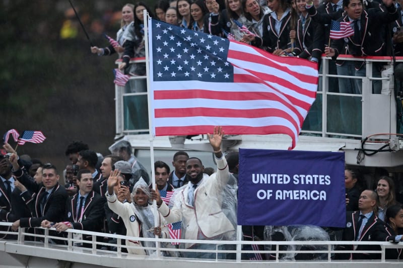 Billionaire Gives Every US Olympian $200K for Retirement - Image 2