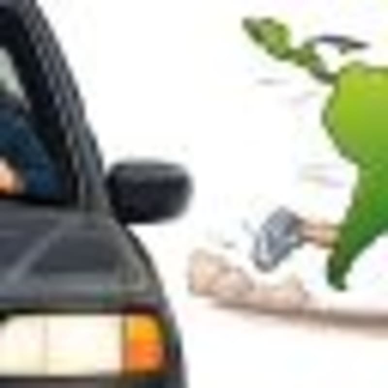 Argentina Cuts 60,000 Jobs, Saves $15B in Two Years - Image 2