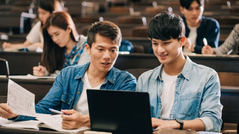 Singapore Plans AI Assistants for Digital Inclusion - Image 5