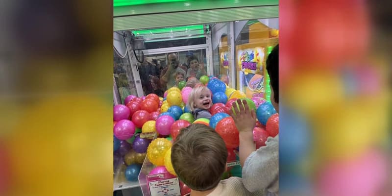 Toddler Rescued After Climbing Into Missouri Claw Machine