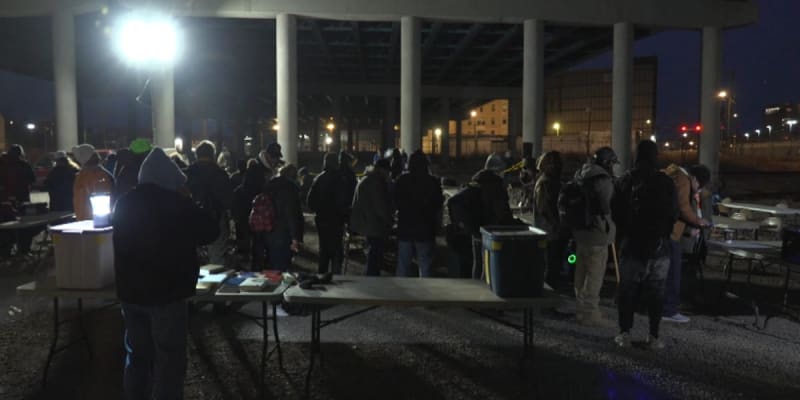 Knoxville Students Help Homeless Prepare for Winter Storm