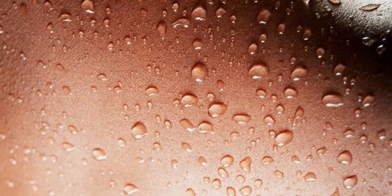 Scientists Create Bubble Patch That Zaps Acne 3 Ways at Once - Image 2