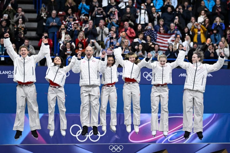 Olympic Skaters Win Gold Despite Opposite Personalities - Image 5
