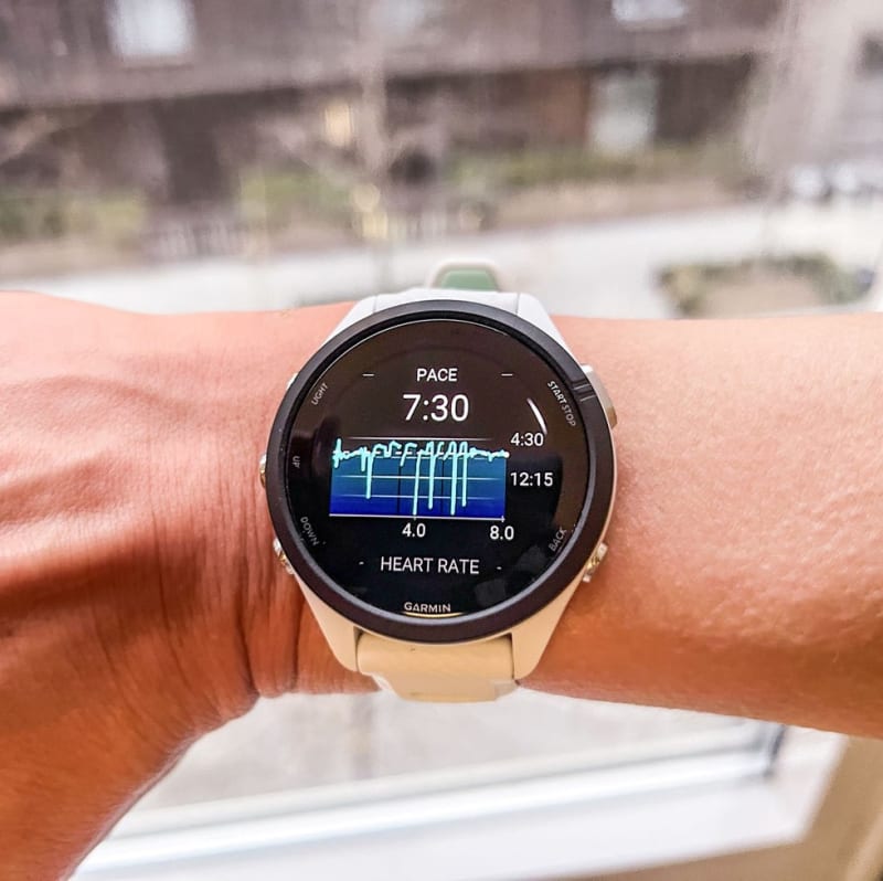 61-Year-Old Shatters Marathon Record After 2-Year Injury - Image 5