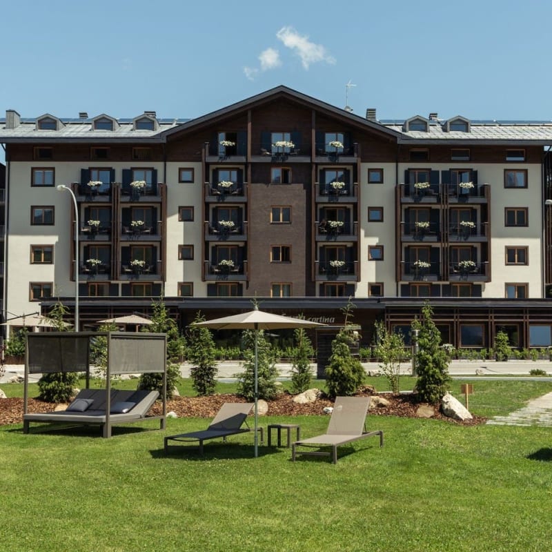 Winter Wellness Awaits: 9 Extraordinary Adventures to Embrace the Season - Image 5