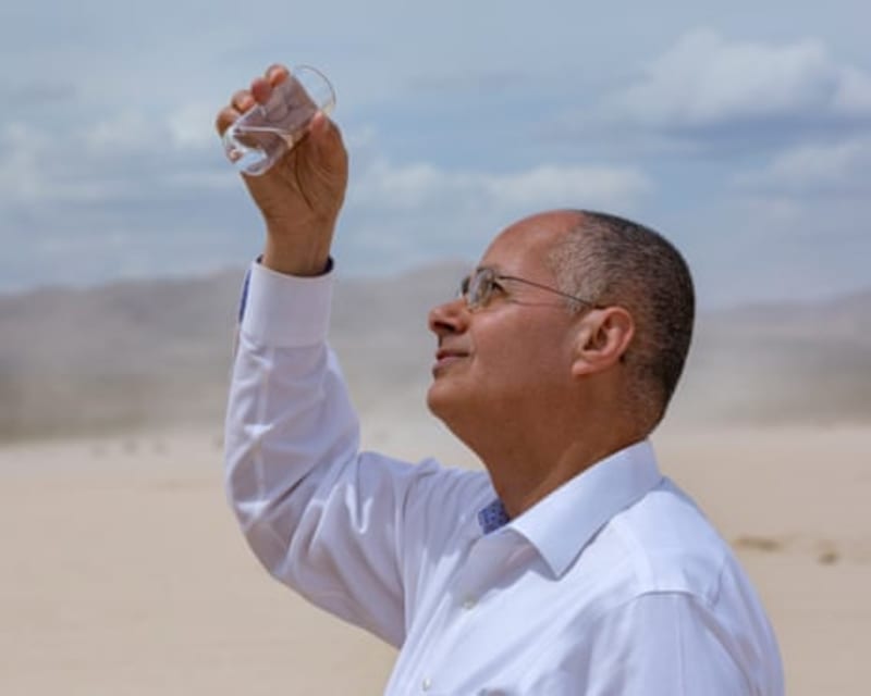Nobel Winner's Machine Pulls Water From Desert Air - Image 3