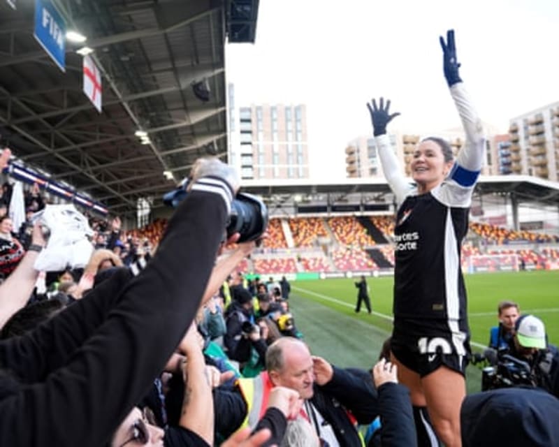 40-Year-Old Captain Scores Late Winner in Upset Victory - Image 3