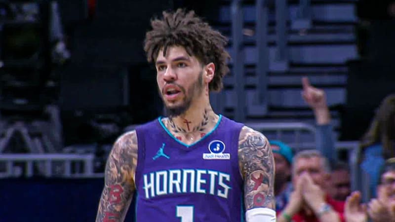 LaMelo Ball Stuns Fans with Incredible Buzzer-Beater Circus Shot