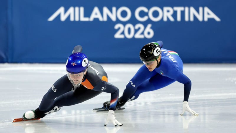 Italy's Fontana Wins 13th Olympic Medal at Age 35 - Image 2