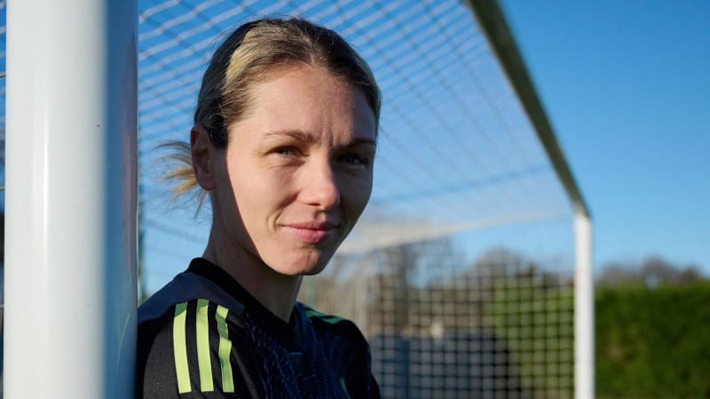 Liverpool Welcomes Talented Swedish Goalkeeper Jennifer Falk in Dream Move - Image 2