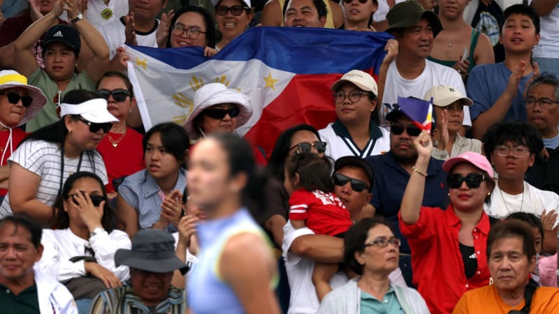 Filipino Tennis Star Eala Draws Record Australian Open Crowd - Image 3