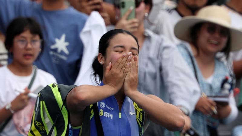 Filipino Tennis Star Eala Draws Record Australian Open Crowd - Image 2
