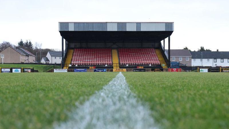 Small Scottish Village Prepares for Celtic Cup Dream Match - Image 3