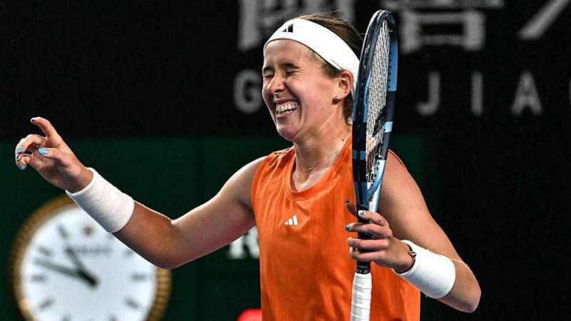 Teen Tennis Stars Mboko and Jovic Reach Australian Open Week 2 - Image 3