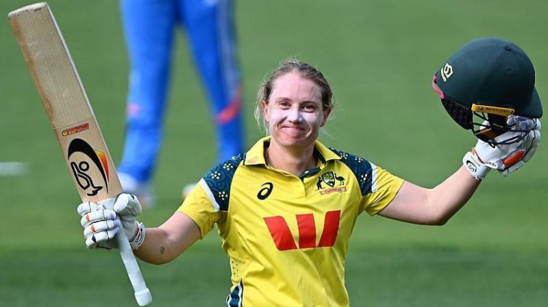 Australia's Healy Hits 158 in Emotional Final ODI - Image 2