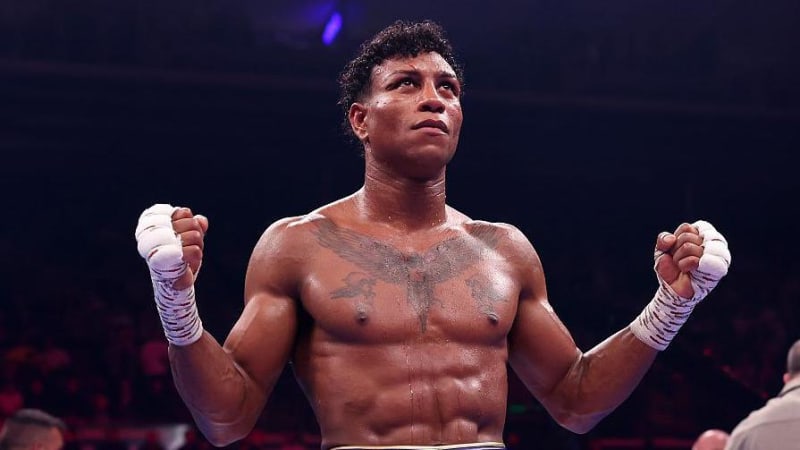 Boxer Drives Uber Between Fights, Chases British Title - Image 2